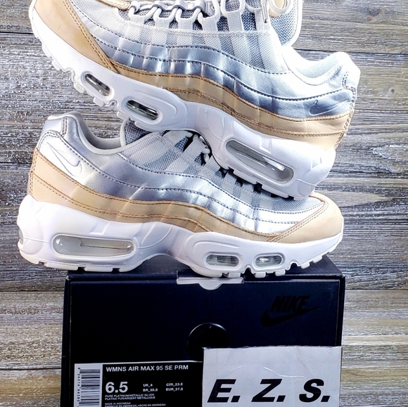 Nike Air Max 95 SE PRM Size 6.5 Women - Picture 2 of 12